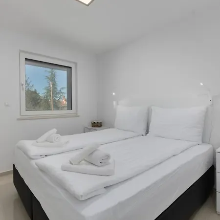 Lejlighed Premium Vantacici